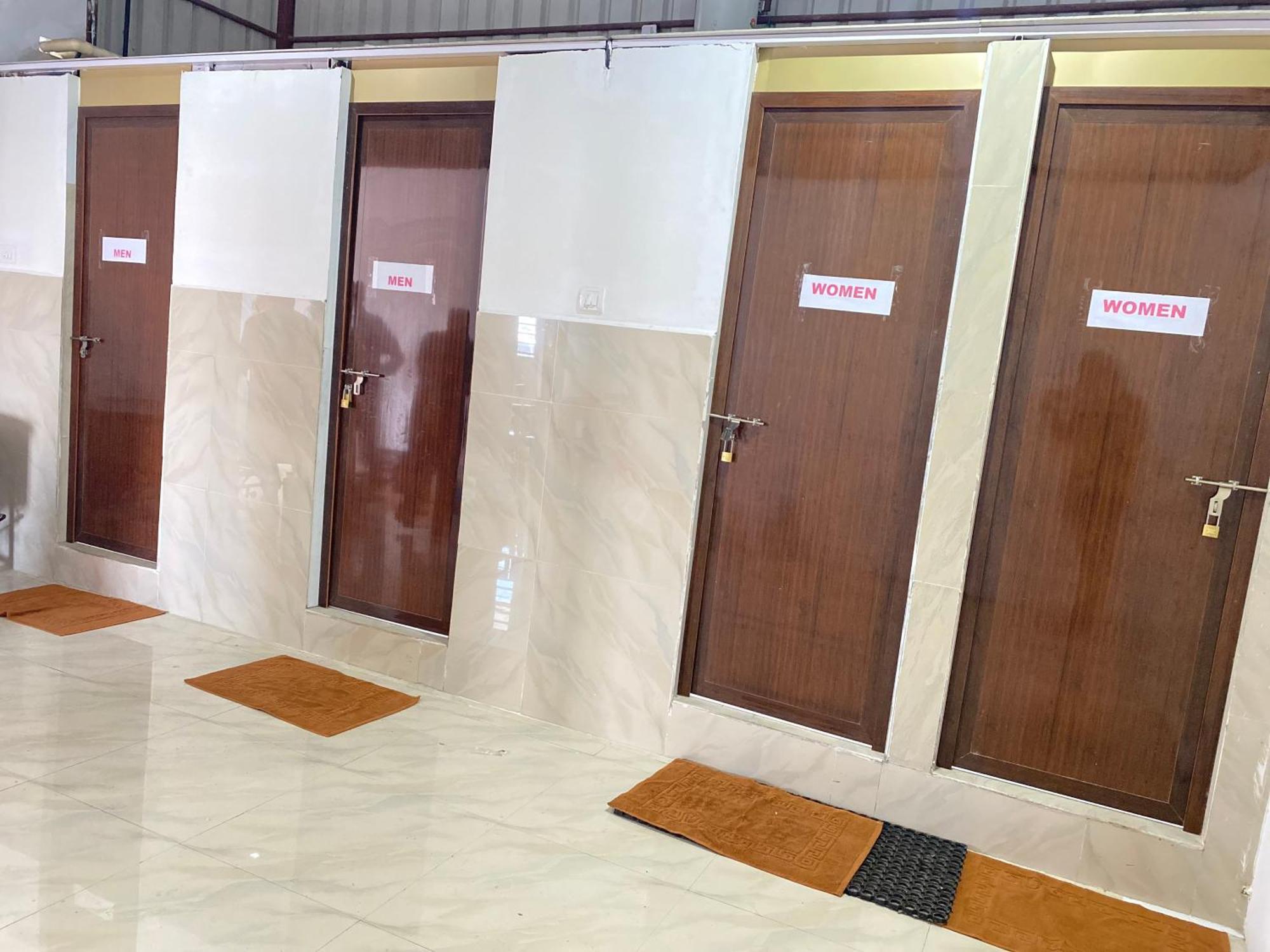 B Six Hotel 班加罗尔 外观 照片
