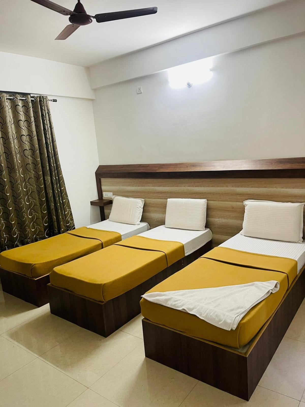 B Six Hotel 班加罗尔 外观 照片
