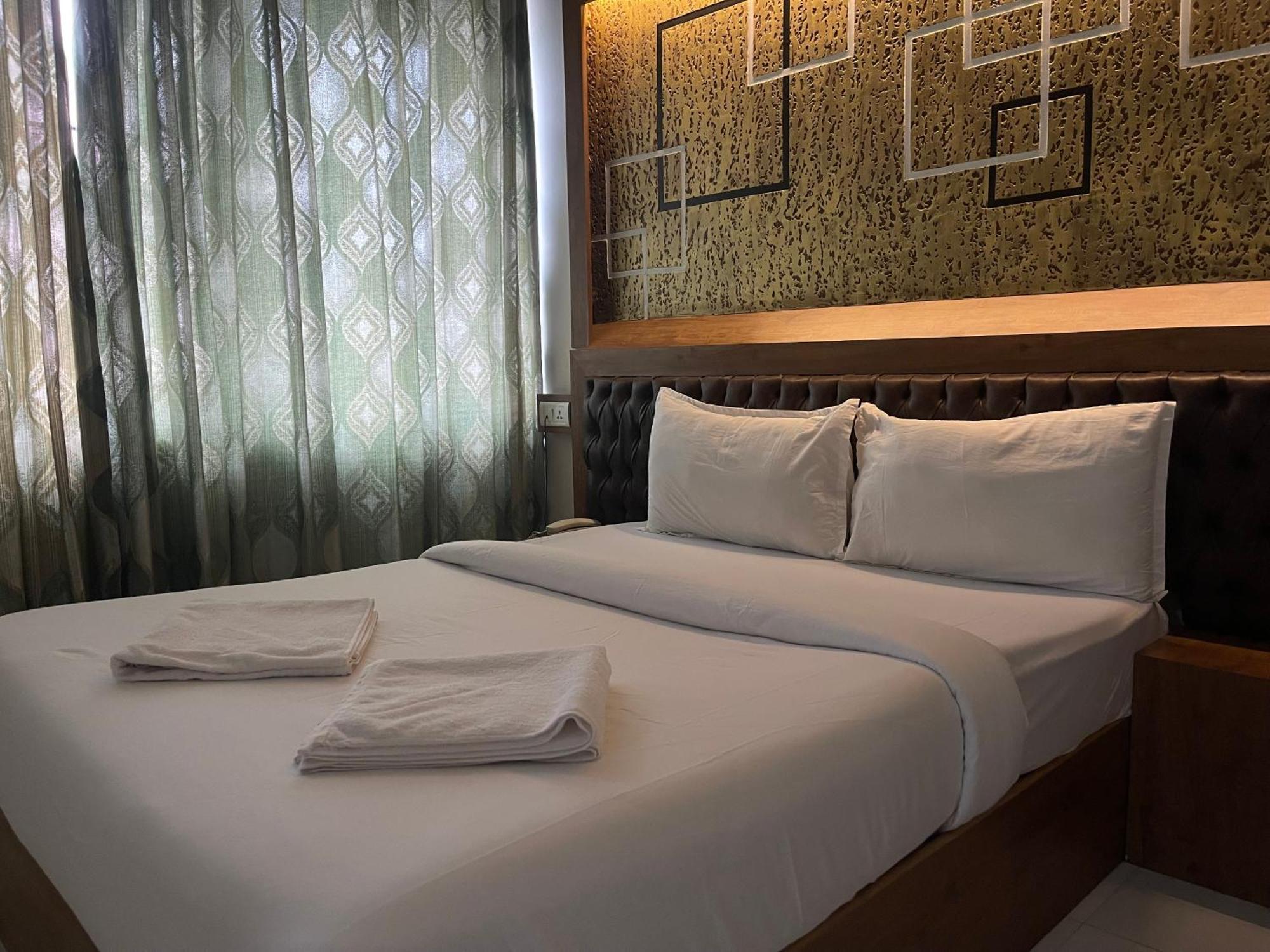 B Six Hotel 班加罗尔 外观 照片
